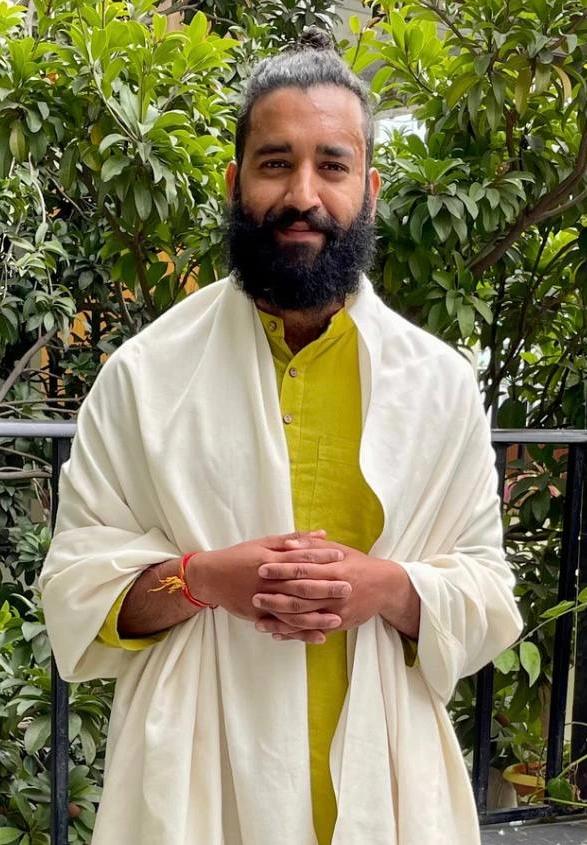 Abhishek Pokhriyal resmi