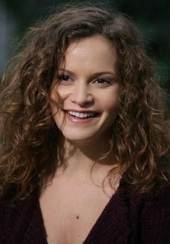 Almıla Uluer Atabeyoğlu resmi