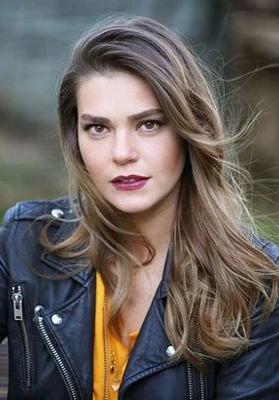 Aslı Enver resmi