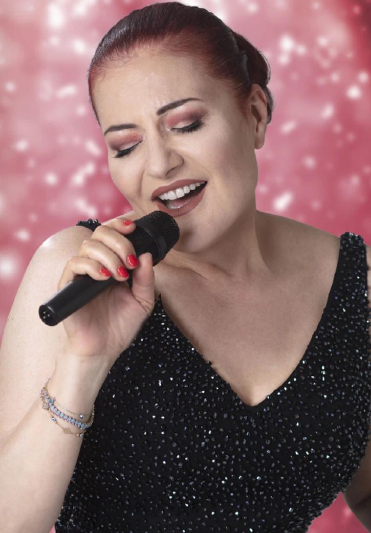 Candan  Erçetin resmi