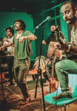 Cümbüş Cemaat resmi