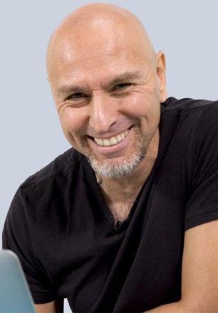 Demir Demirkan resmi