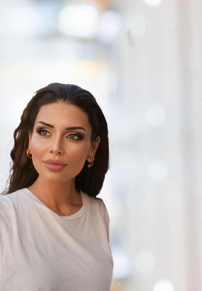 Ecem Özütemiz resmi