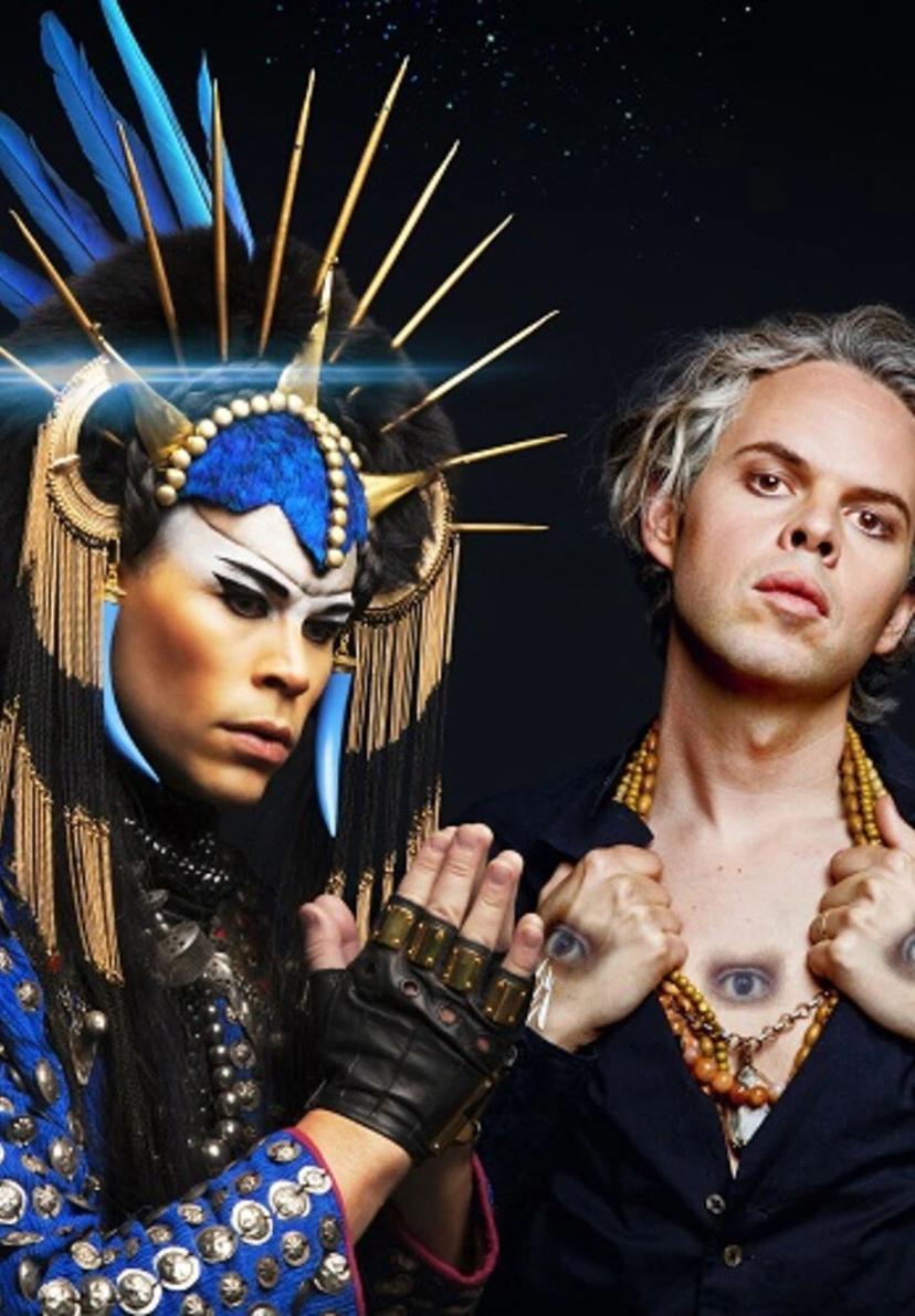 Empire of the Sun resmi
