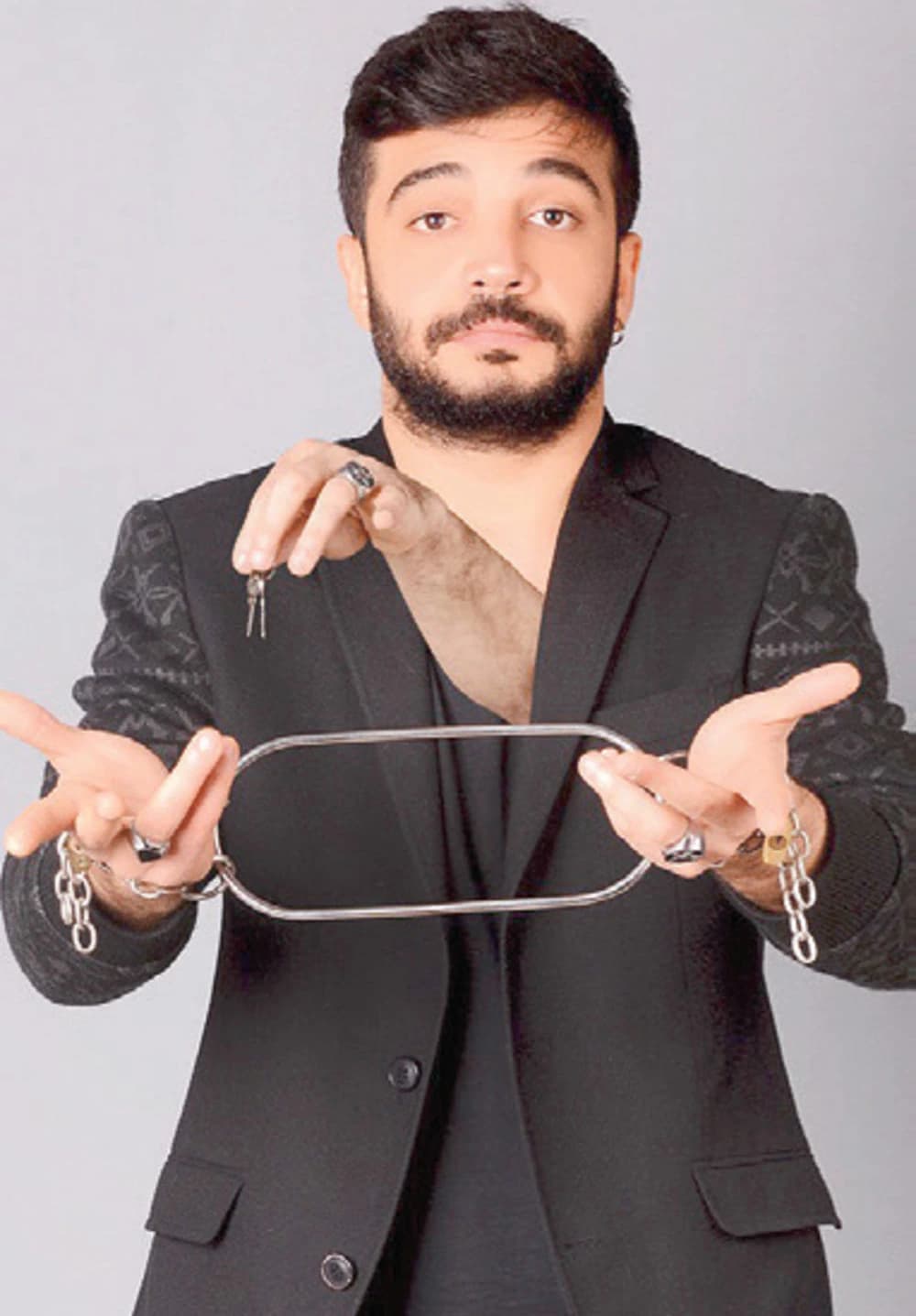 Enver  Ertaş resmi