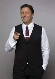 İlker  Ayrık