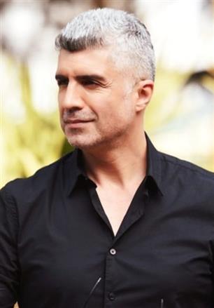 Özcan Deniz resmi