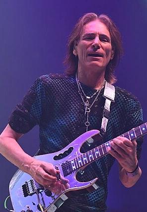 Steve Vai resmi