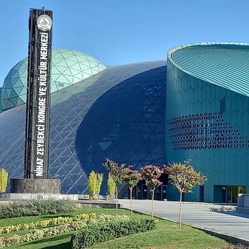  Nihat Zeybekci Kongre ve Kültür Merkezi -Mehmet Gazi Salonu