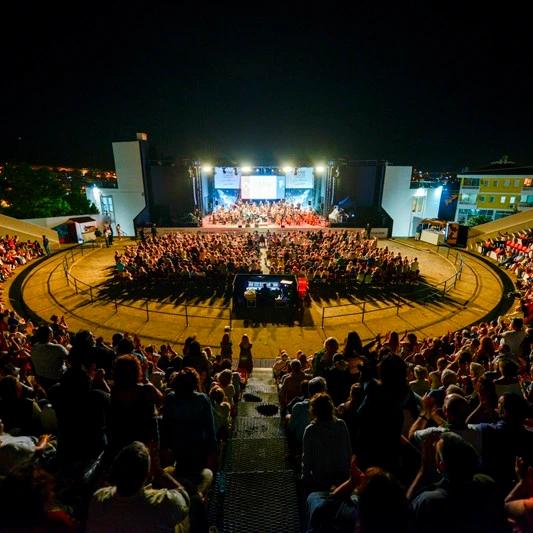 Çeşme Açıkhava Tiyatrosu