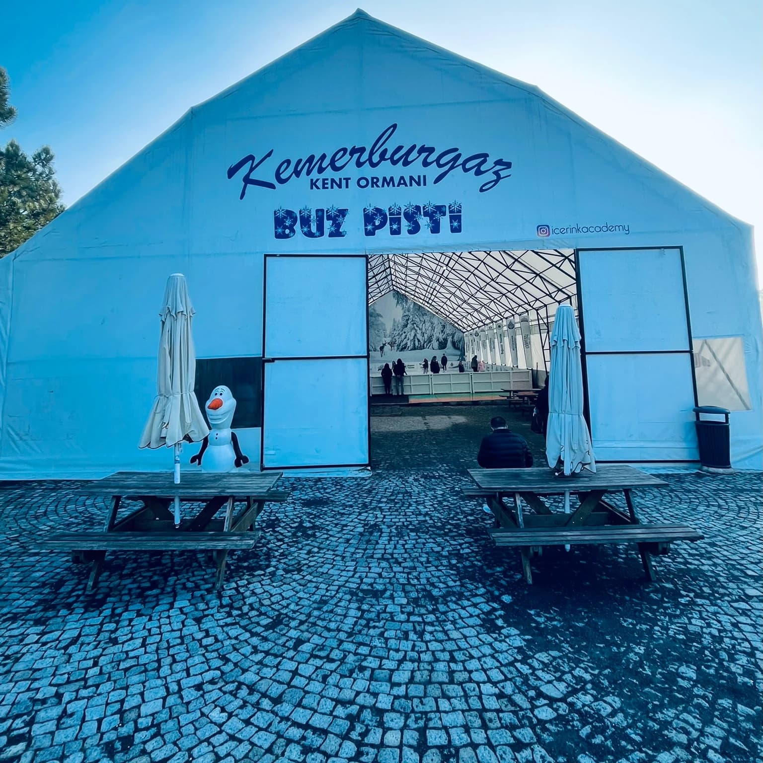 Ice Rink Kemerburgaz Buz Pisti