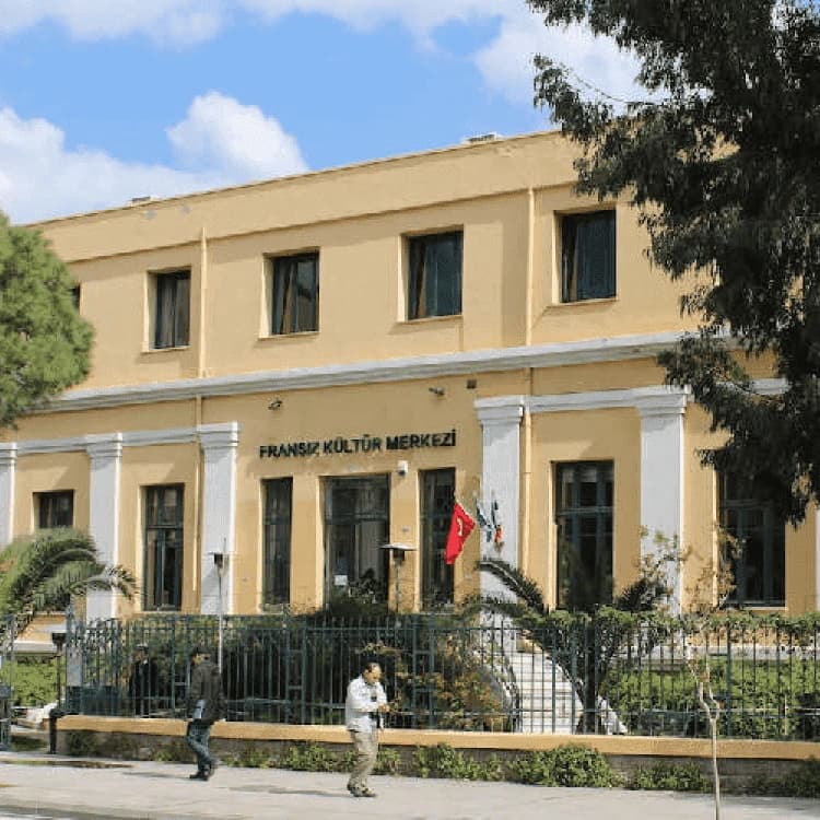 İzmir Fransız Kültür Merkezi