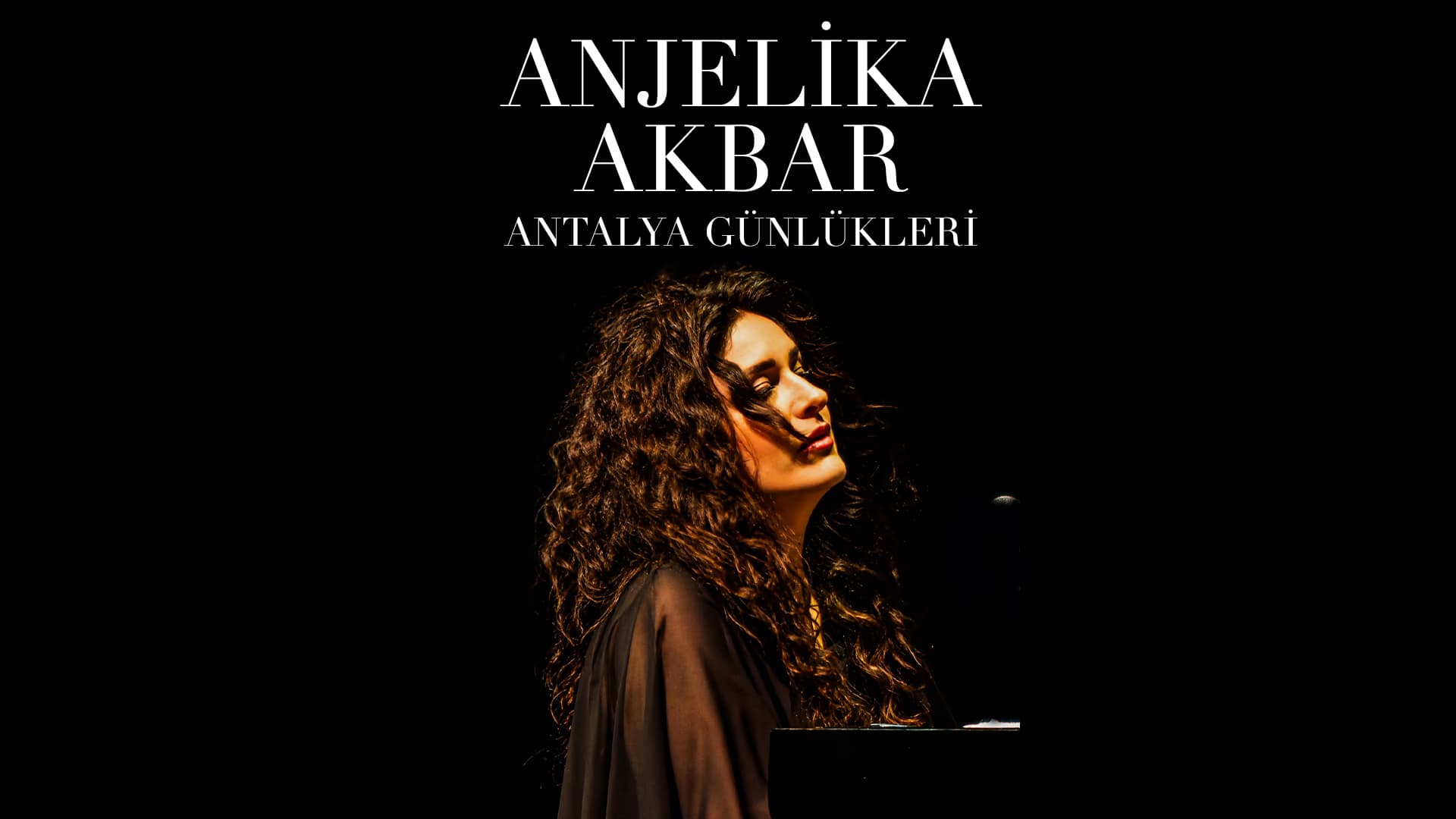 Anjelika Akbar
