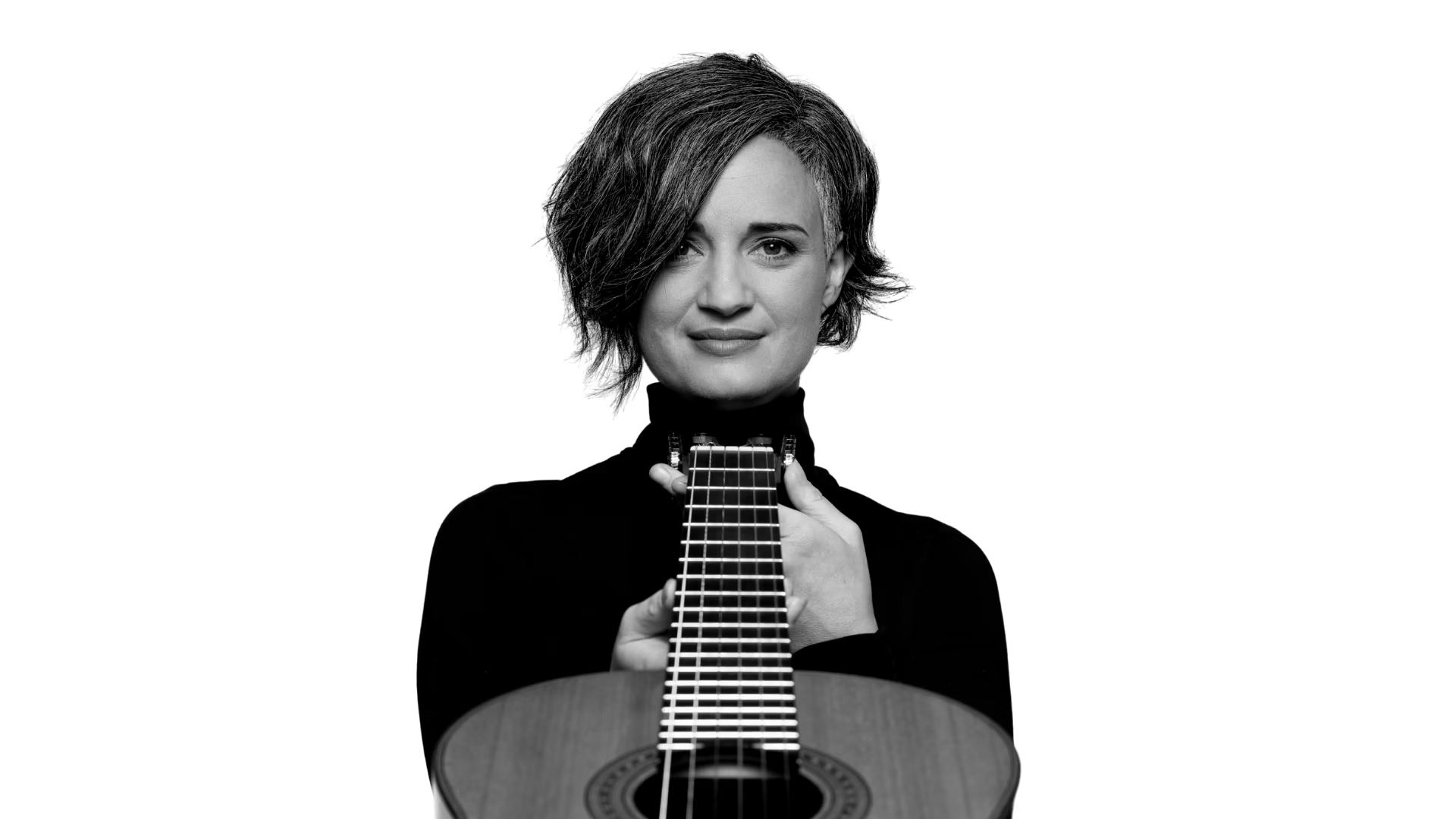Zsófia Boros – Klasik Gitar
 card