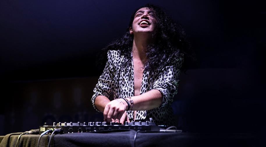 Dj Ali Taş ile 90'lar 2000’ler Pop Gecesi card