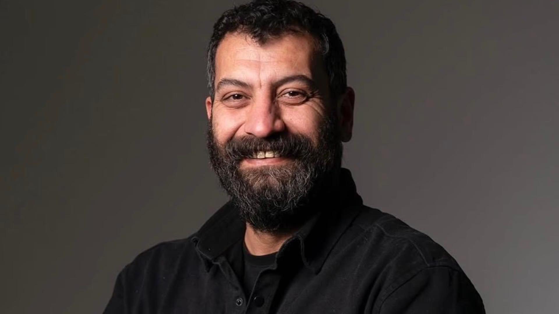 Özgür Tüzer - Özgürce Şarkılar card