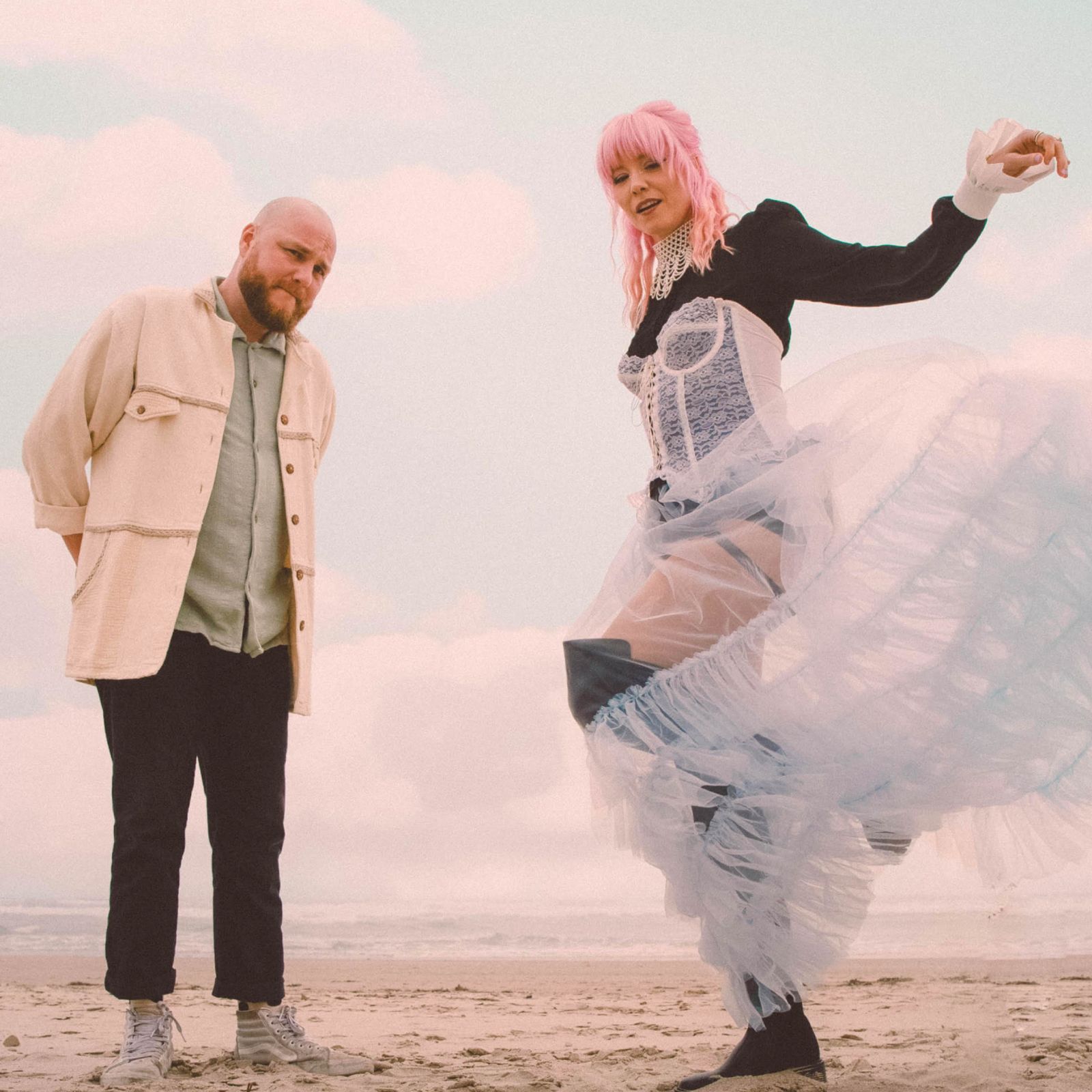 %100 Müzik Sunar: New Constellations küçük resim