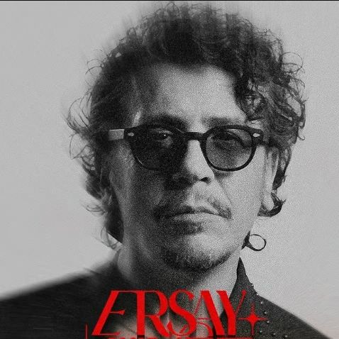 Ersay Üner "Aşka Yazılan Şarkılar" küçük resim