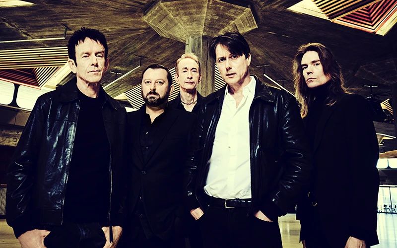 %100 Muzik Sunar: Suede küçük resim