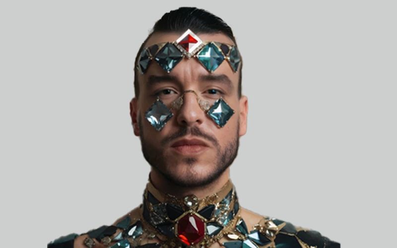  Cem Adrian Konseri küçük resim