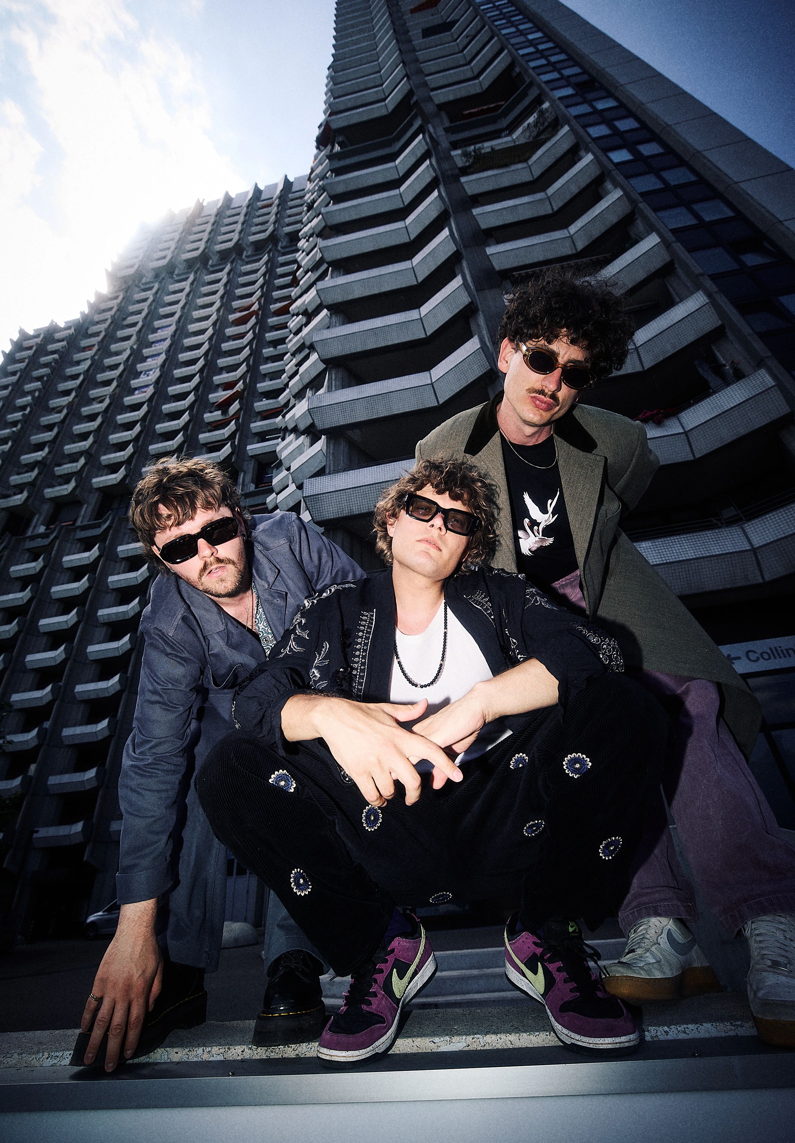 +1 Sunar: ENGIN küçük resim