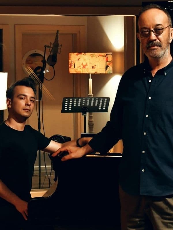 Hüsnü Arkan & Dengin Ceyhan - Kırk Yıl Sonra Şiirlerden Şarkılar card
