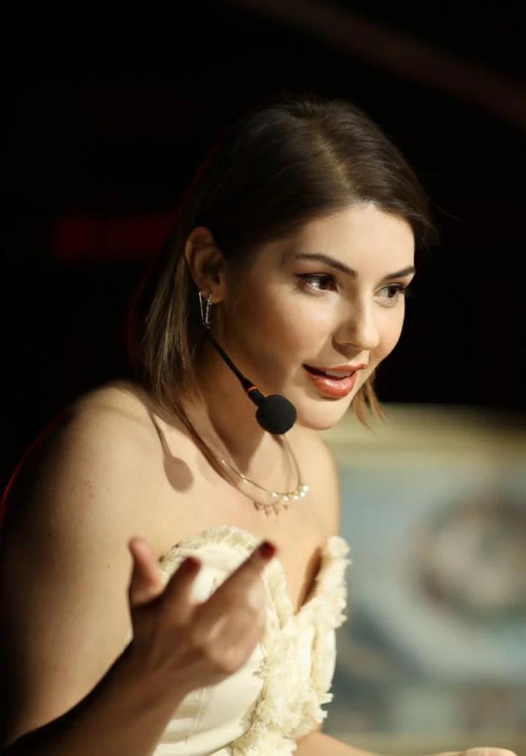 Buse Sinem İren resmi