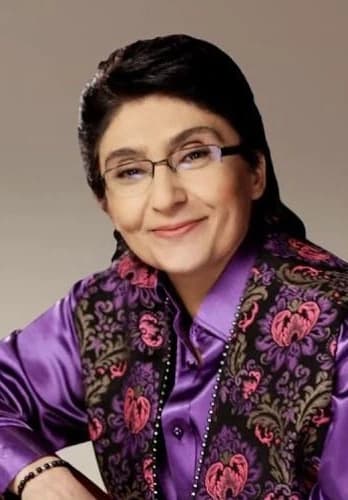 Güler Duman resmi