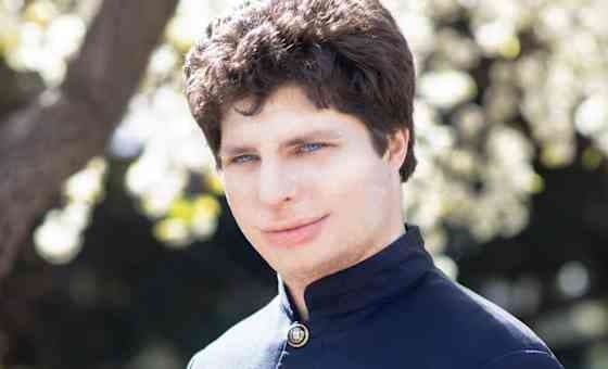 Augustin Hadelich with Alain Altinoglu and hr-Sinfonieorchester