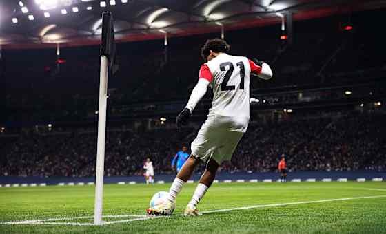 Eintracht Frankfurt vs VfB Stuttgart card