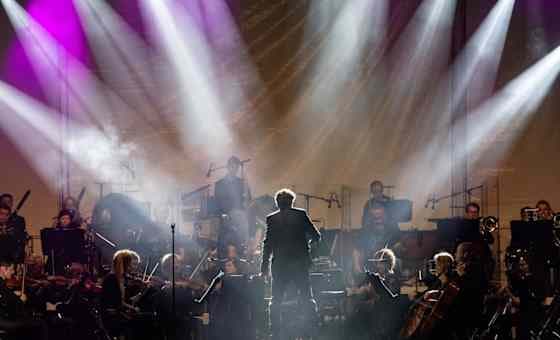 Symphonic Rock in Concert - Neue Philharmonie Frankfurt - Band - Solisten