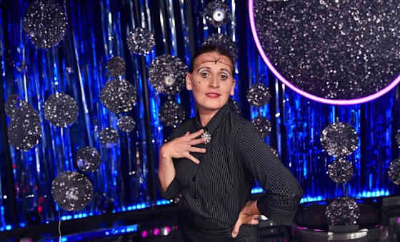 Carmela de Feo - Froschkönigin