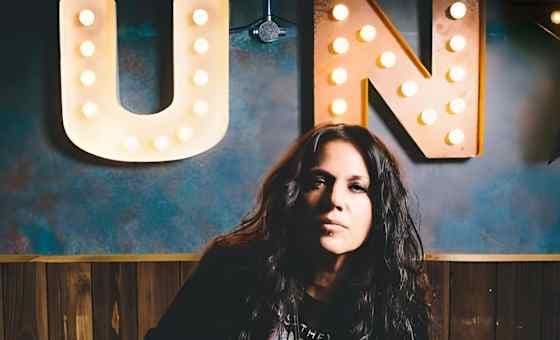 Sari Schorr