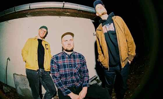 Smile and Burn + PLAIINS + The Pill - Happy Place Tour