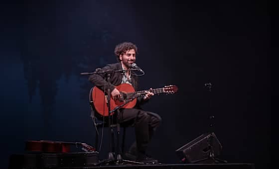 José González