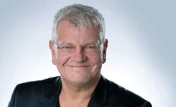 Werner Koczwara - Einer Flog übers Ordnungsamt