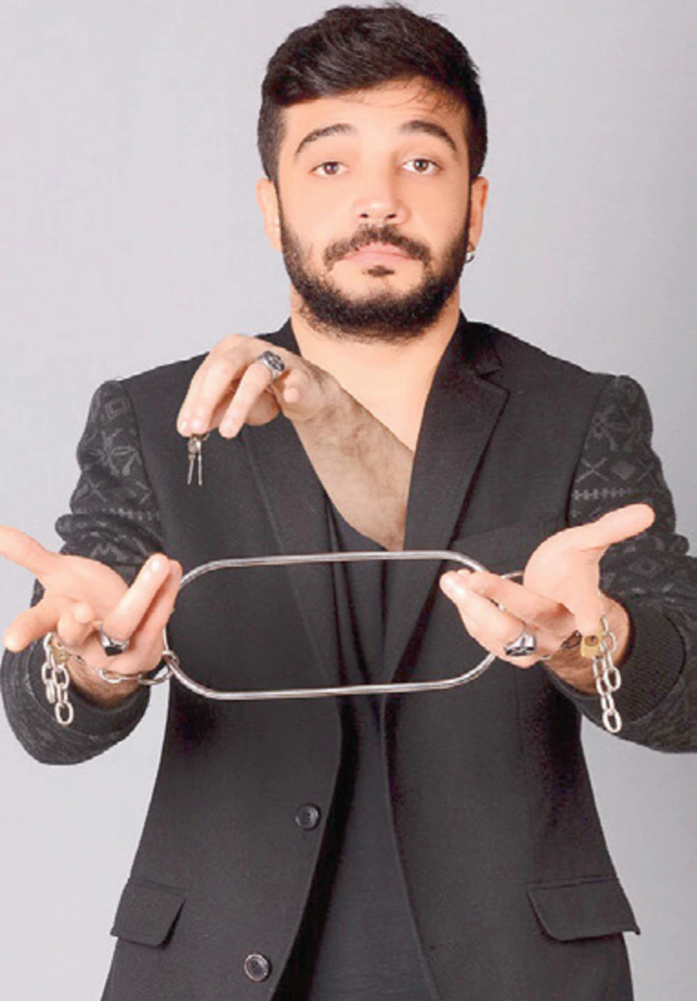 Enver  Ertaş