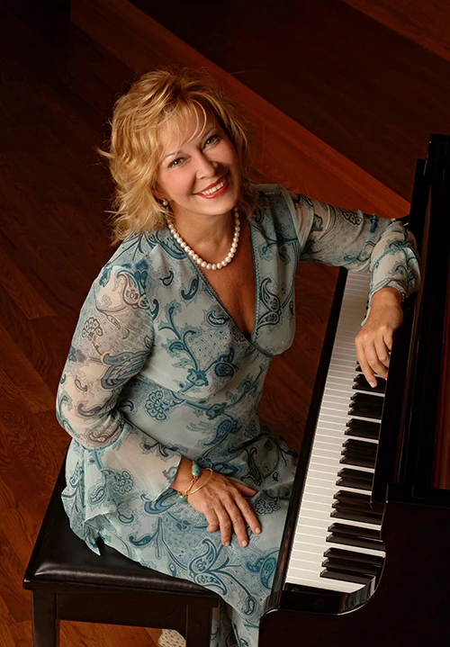 Gülsin  ONAY